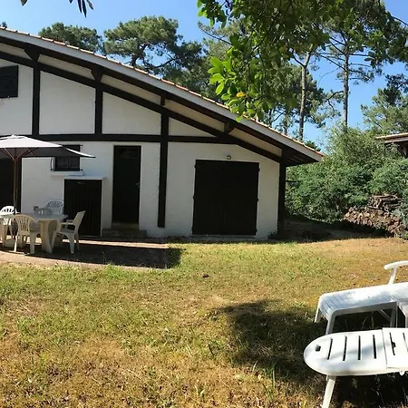 Proche Du Lac Avec Jardin 2421 别墅 拉卡诺